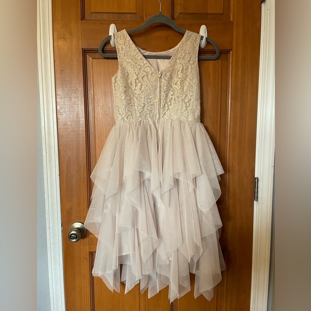 Cream Lace Girls Dress - Picture 4 of 6
